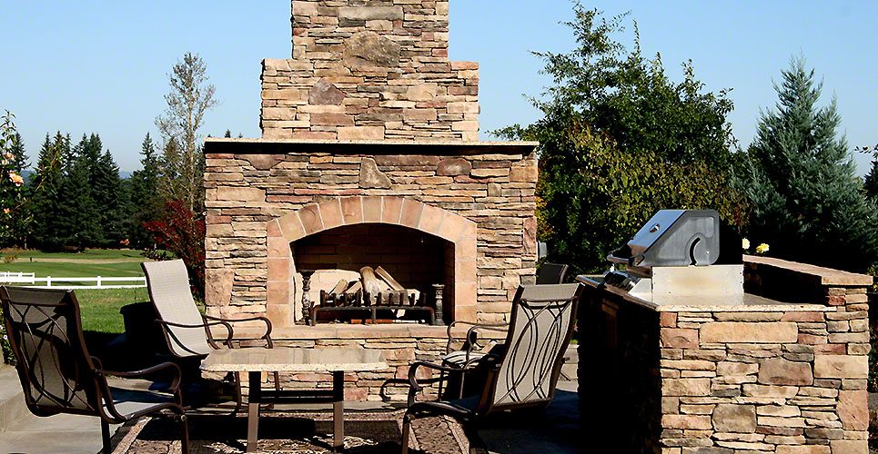 5 Tips For Planning An Outdoor Fireplace
