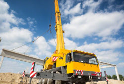 How to choose the right type of crane?
