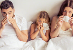 Can allergy symptoms mimic the flu?